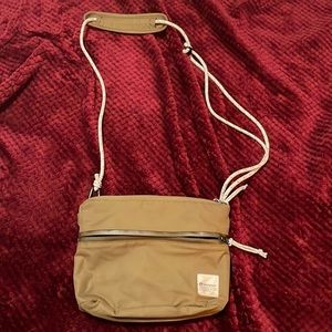 Lululemon patch logo crossbody